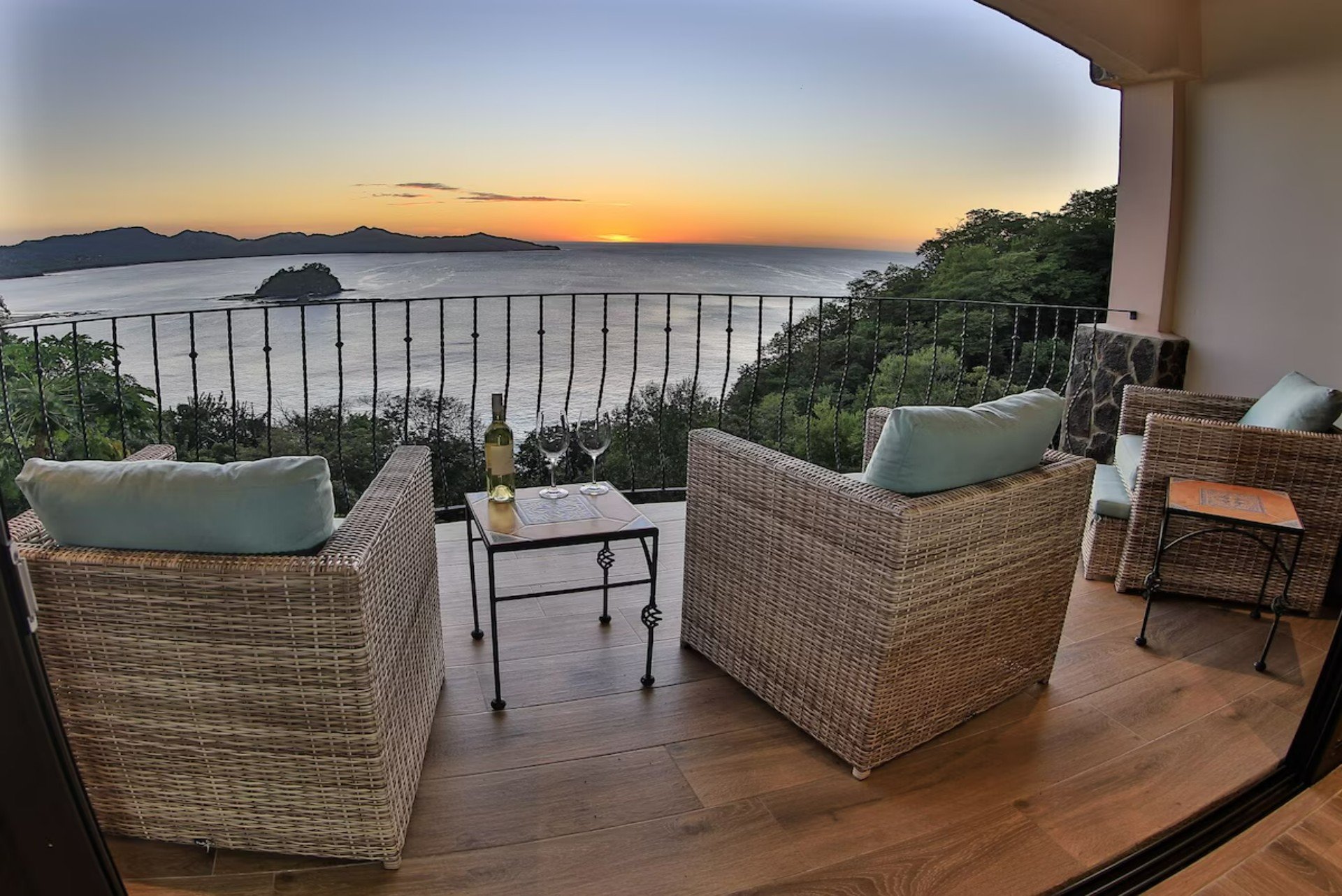 Flamingo Cove 3 | Spectacular Ocean Views in Playa Flamingo