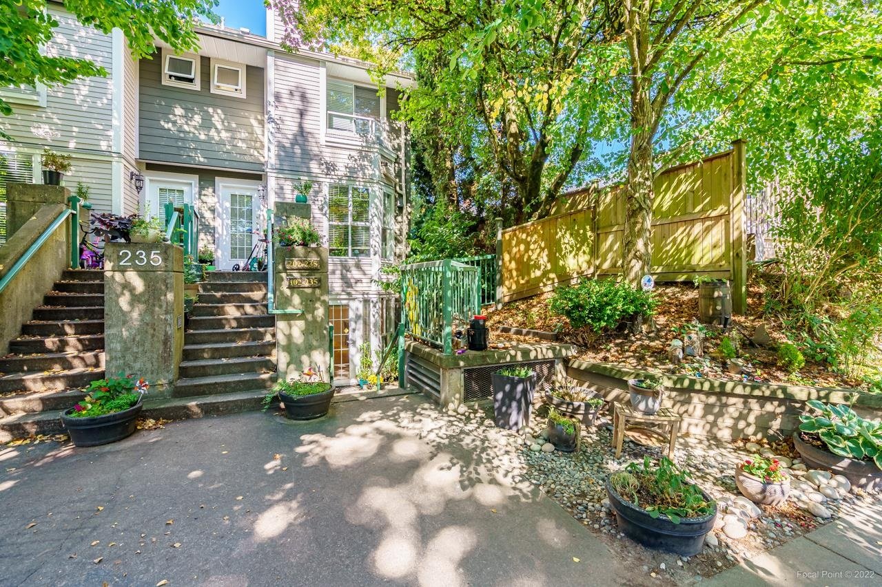 102-235 E 19th Ave