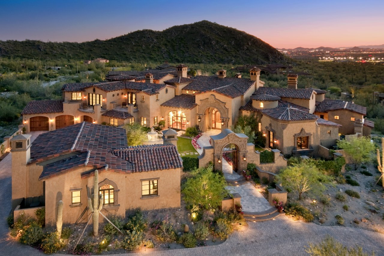 The Ultimate Guide to Staging Your Scottsdale Home for High-End Buyers