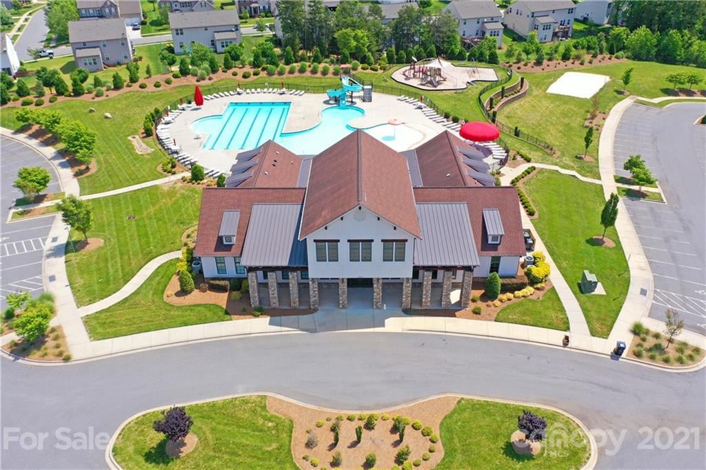 1729 Mill Creek Ln SW