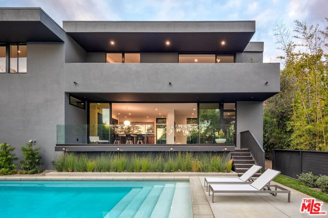 7966 Woodrow Wilson Dr