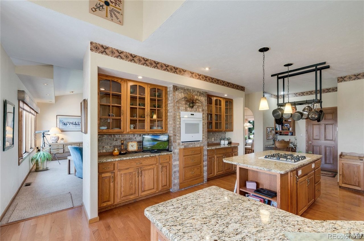 7328 Hawks Nest Trl