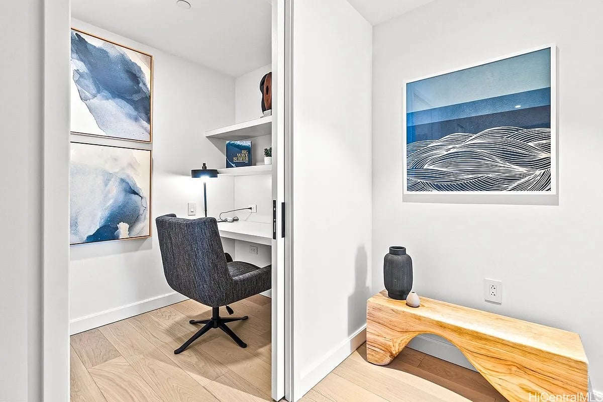 1100 Ala Moana Blvd, #2200