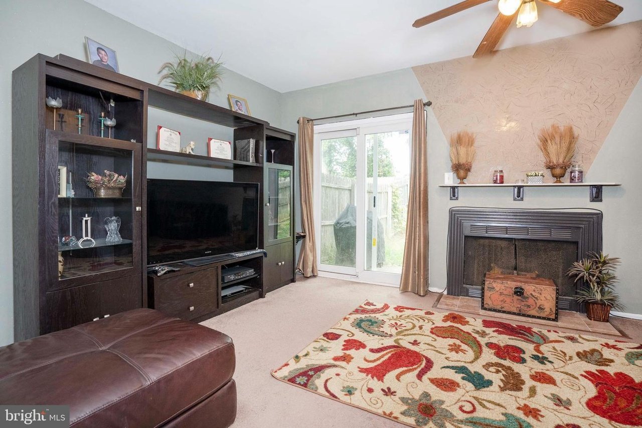 181 Auckland Dr