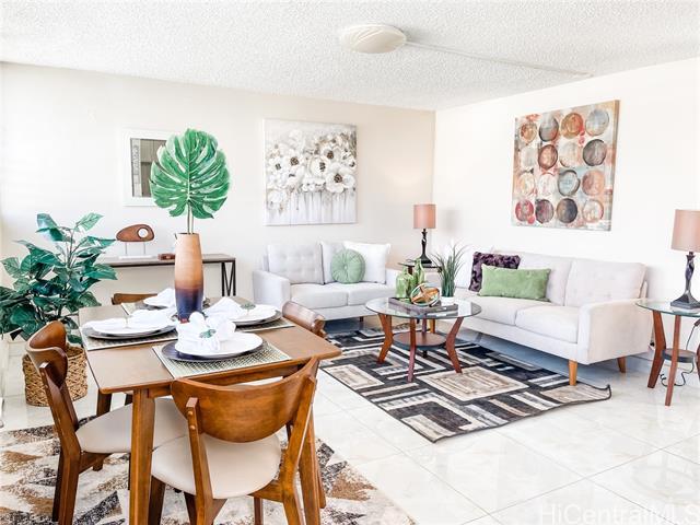 502 Captain Cook Ave, #304