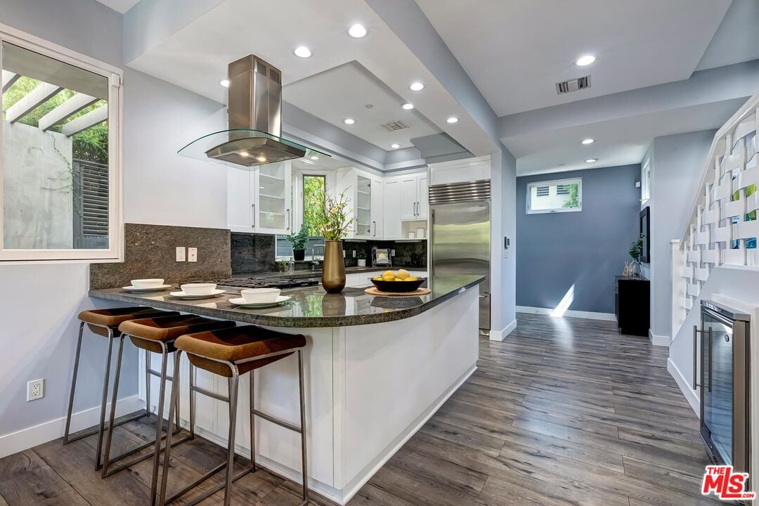 343 Huntley