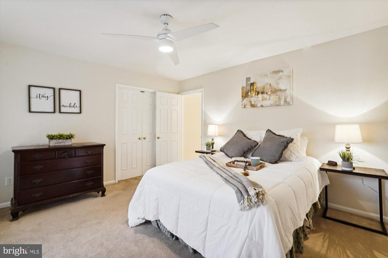 11405 Orchard Green Ct