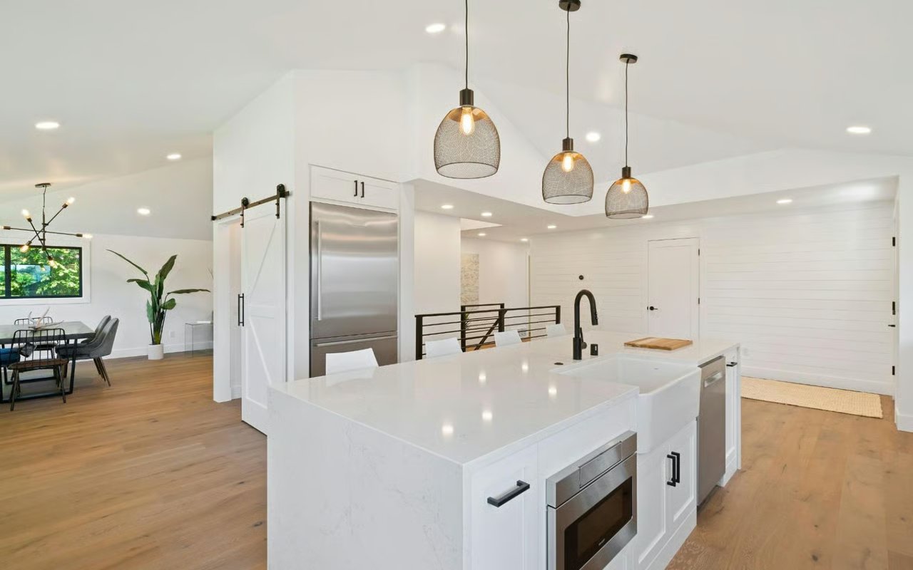 Tips for Hiring a Remodeling Contractor