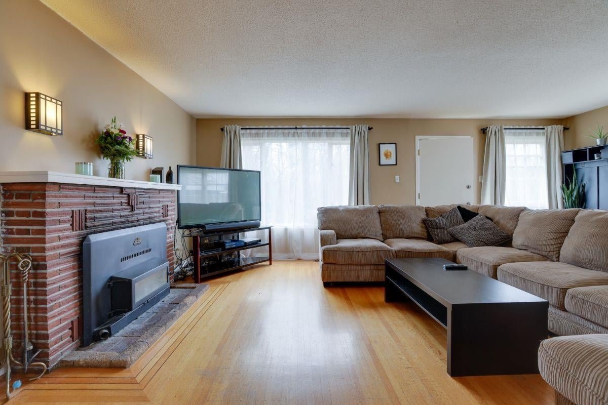 7474 Cariboo Road Rd, Burnaby