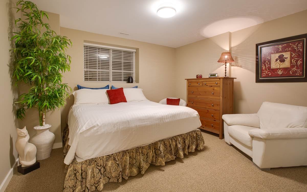 117-2200 Panorama Dr