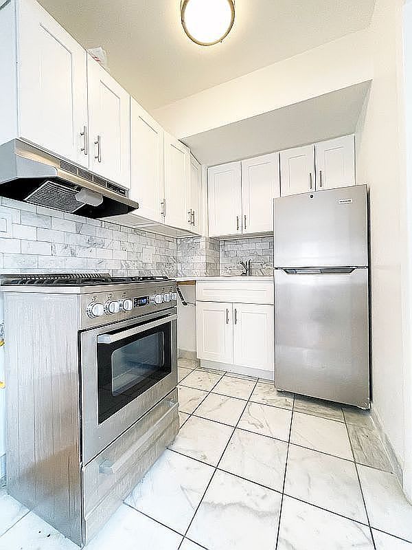 169 West 74th