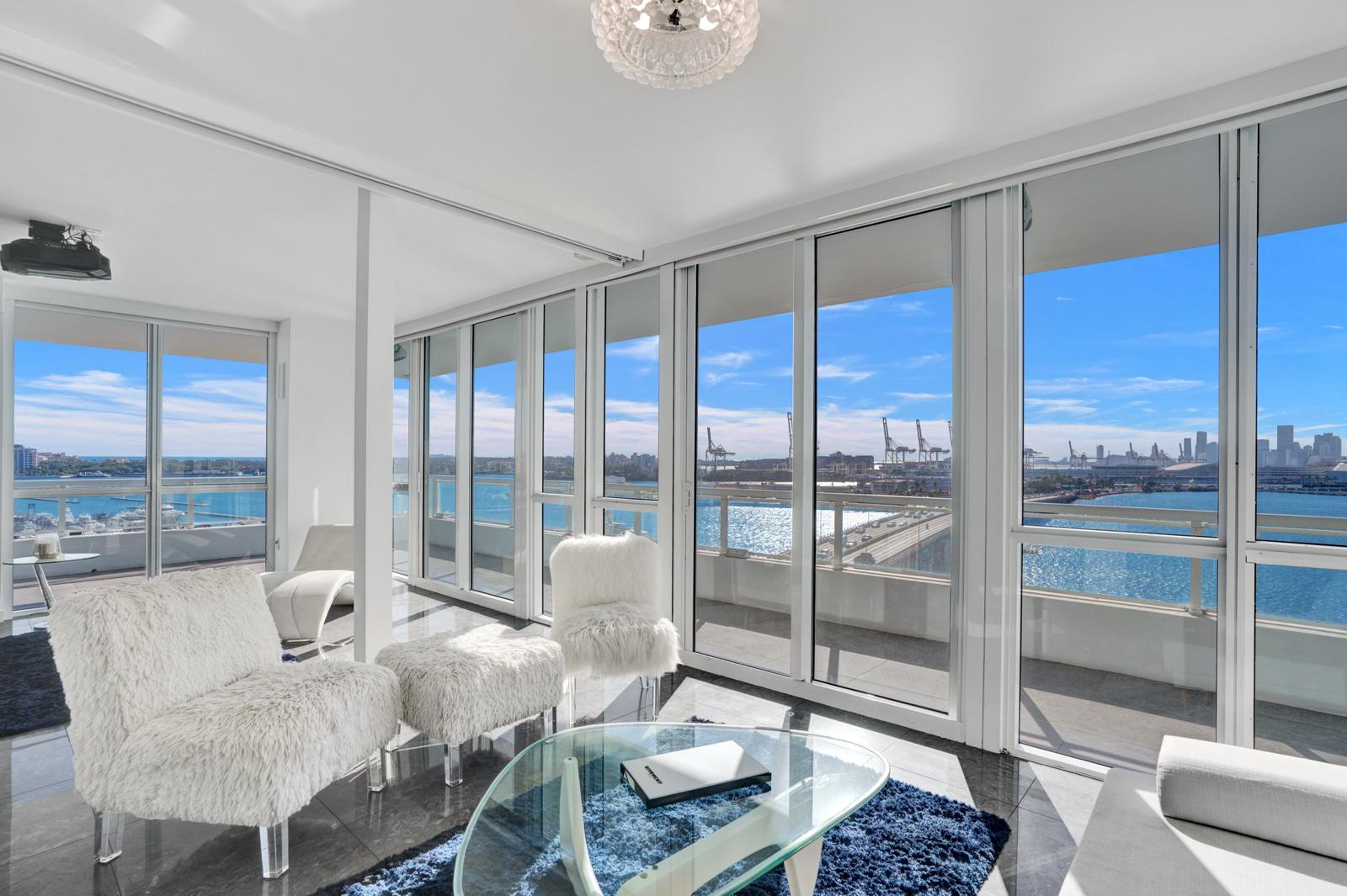 520 WEST AVE #1101