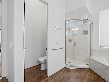5311 E Gray Wolf Trail