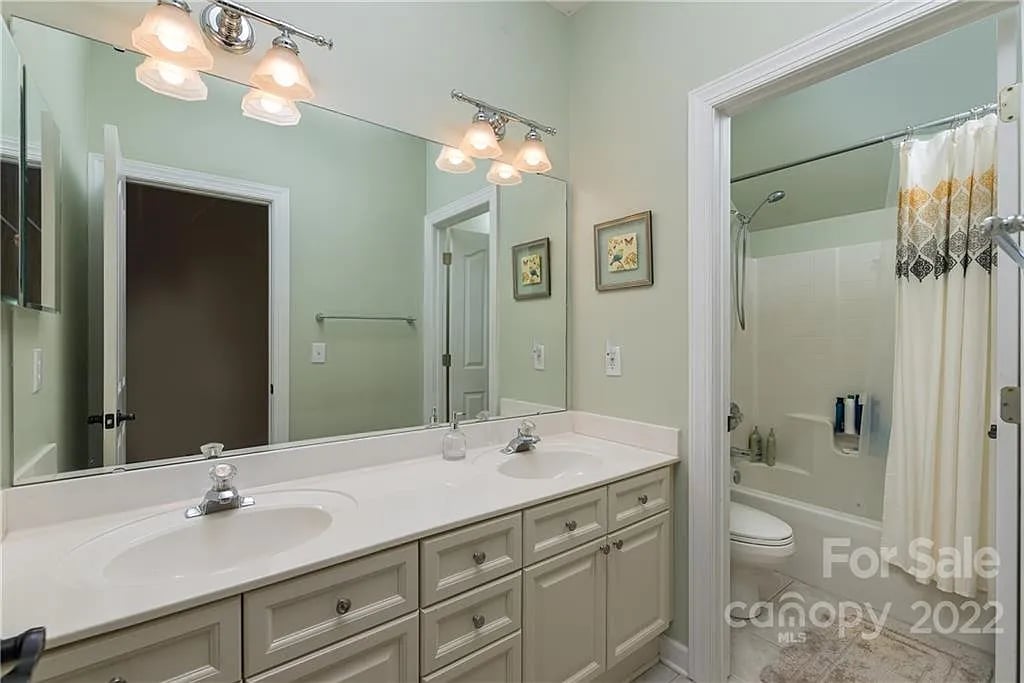 10405 Sundance Ct