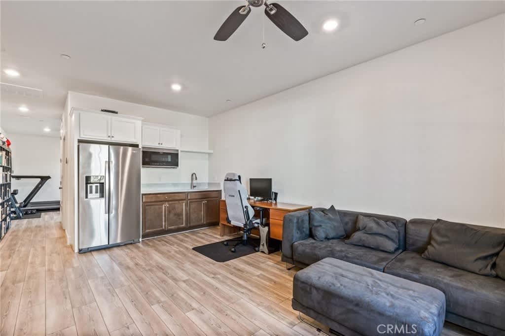 126 S Mesa Dr