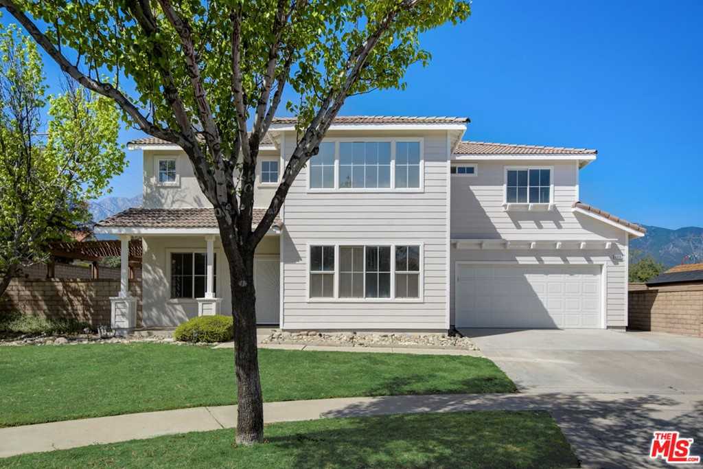 11910 Bighorn Peak Court