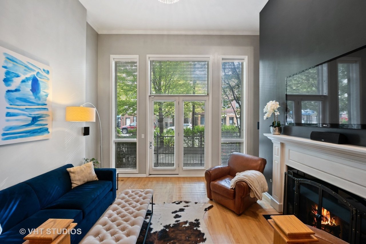 3350 N Southport Ave Unit 1S