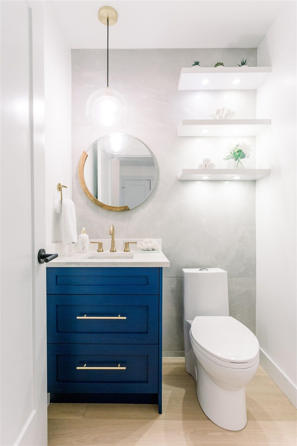 311 W 59th Ave