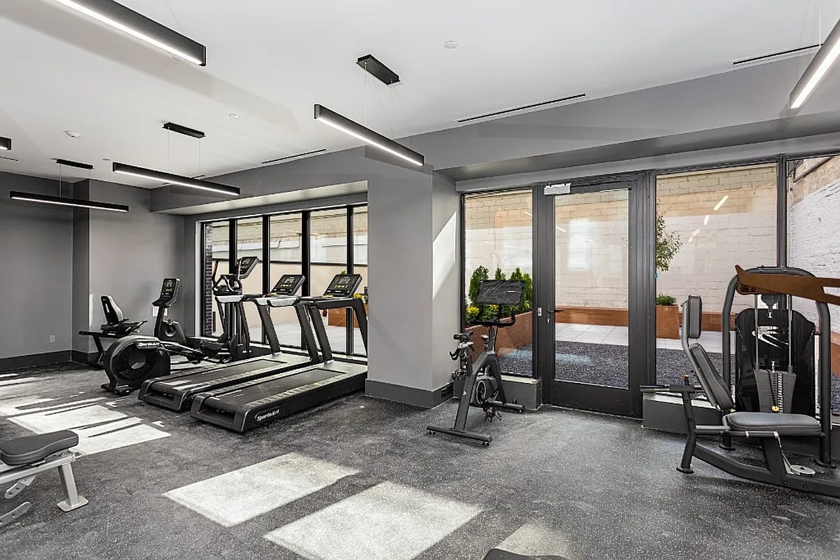 517 West 29th Street Unit: 7D