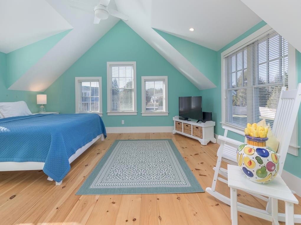 204 Katama Rd