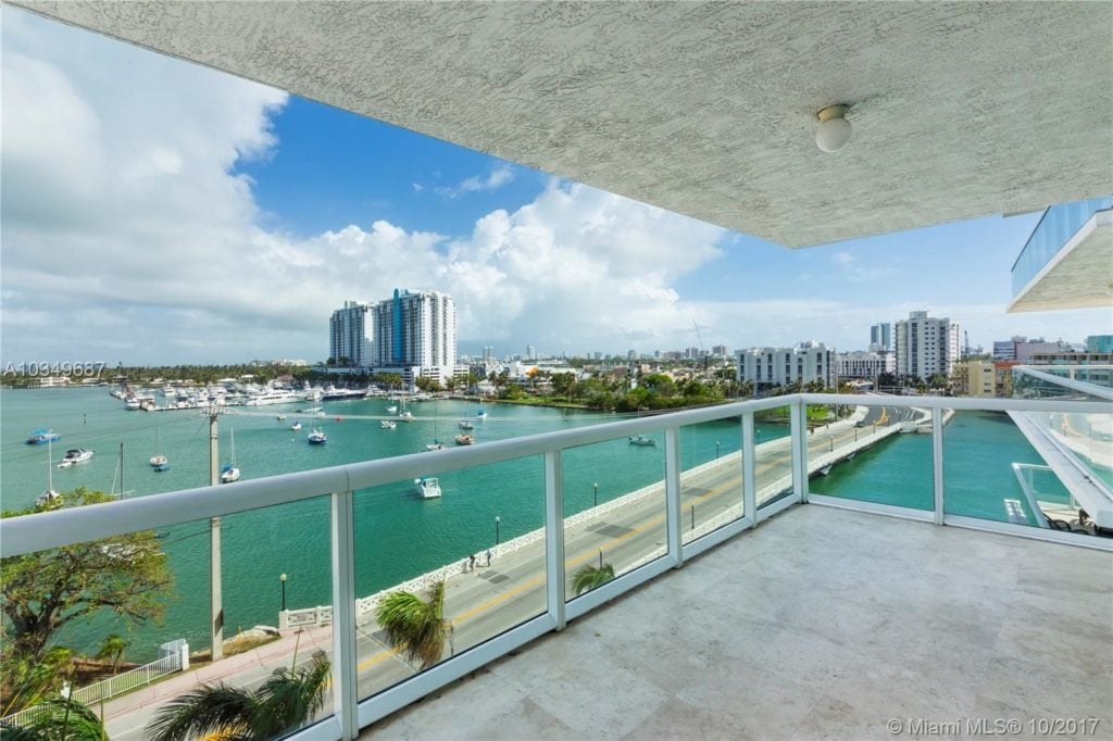 Grand Chrysta Dwyer-Hammon Sells Grand Venetian Stunner!