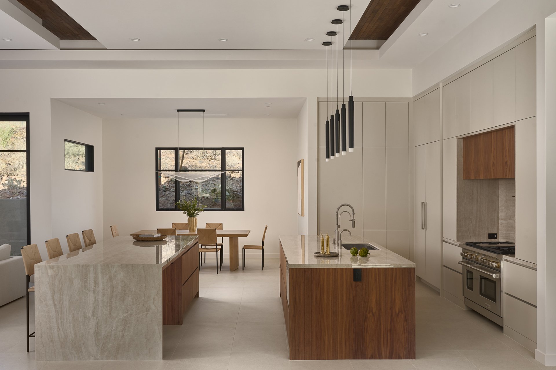 9619 N SOLITUDE Canyon