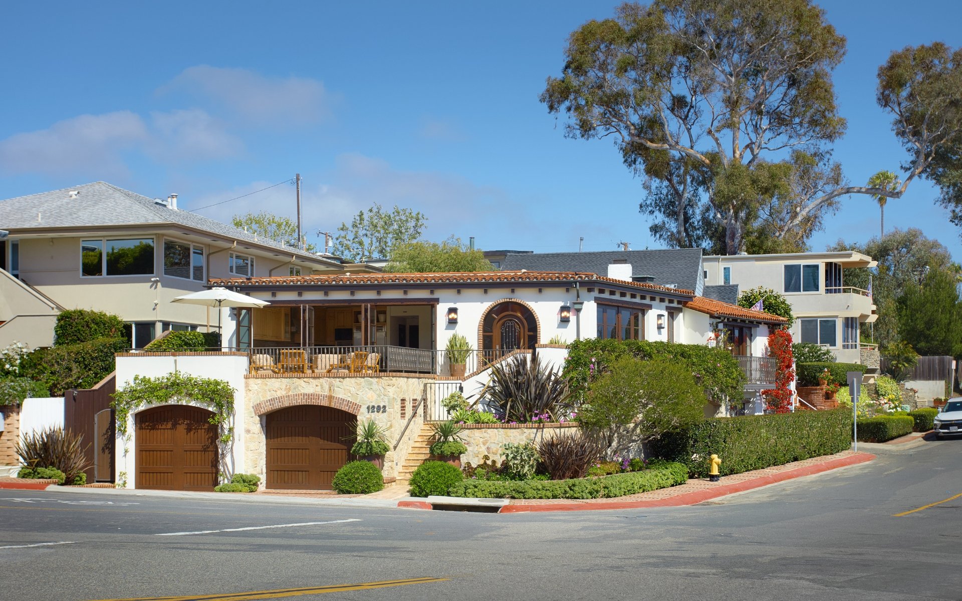 1292 Cliff Drive
