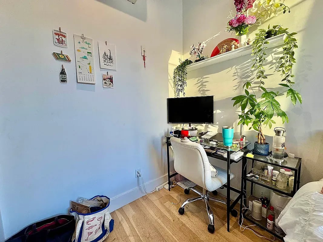 86 Havemeyer Street #3