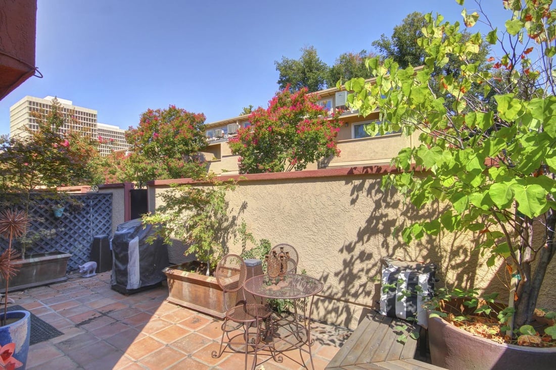 Beautiful condo just listed in Downtown Sacramento: 972 Q Street