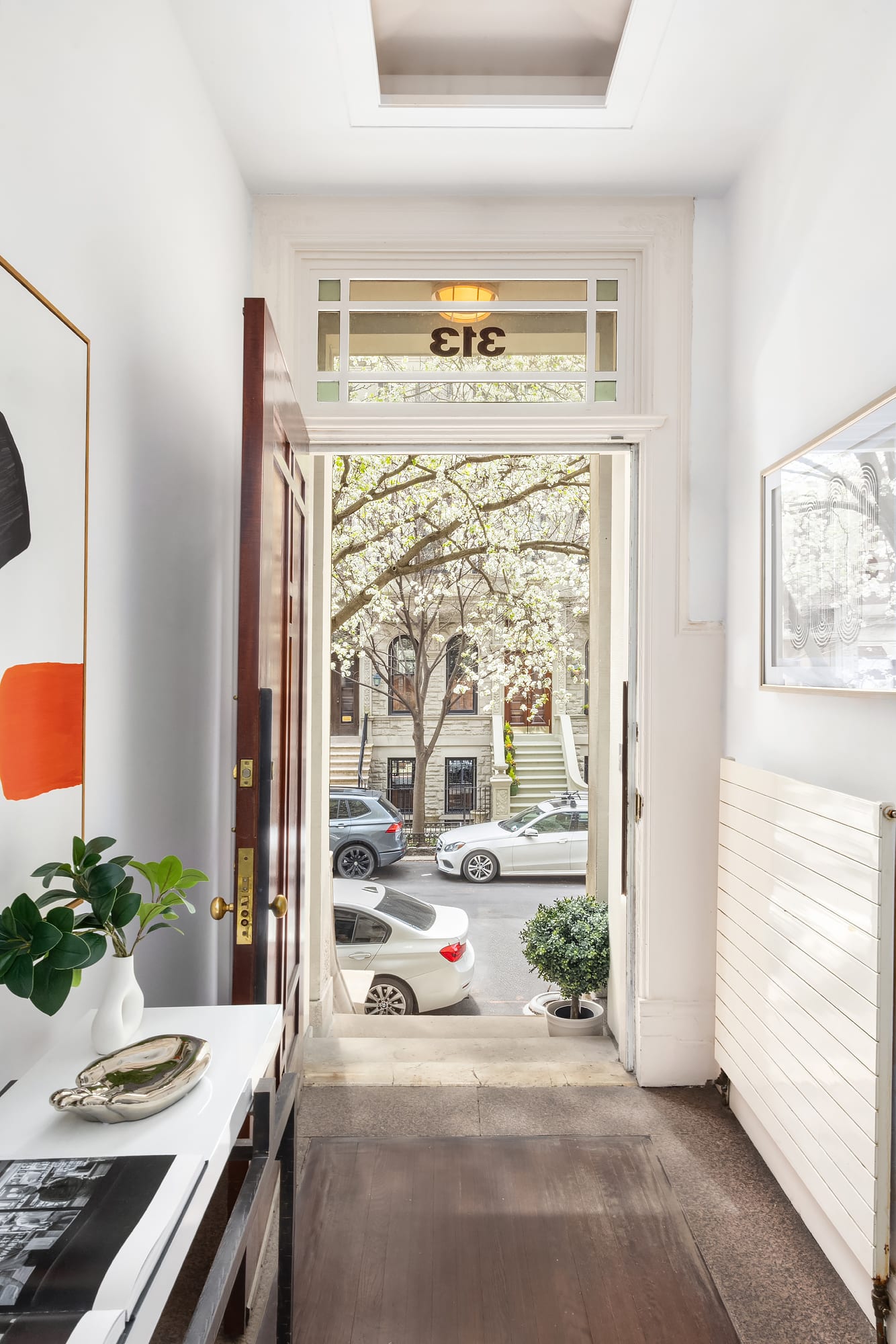 313 West 102nd Street, Townhouse