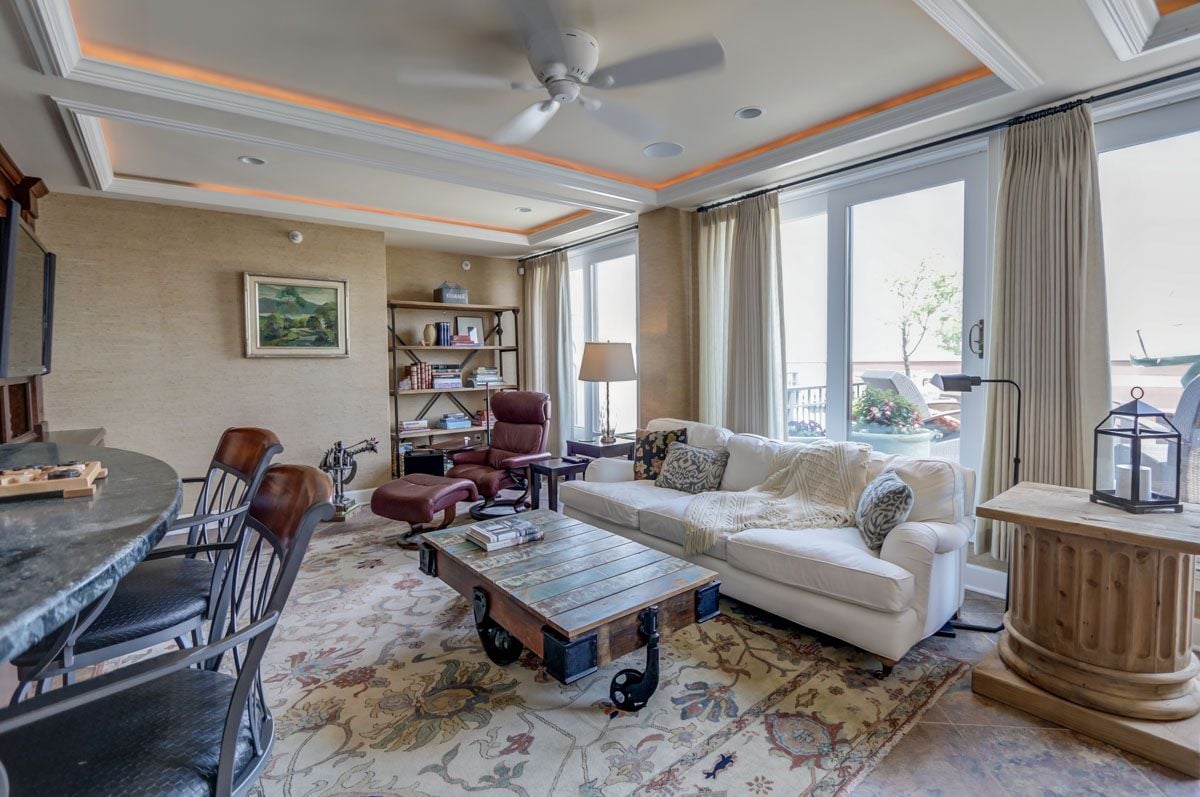 Exclusive Offering: Loraine Penthouse #1007
