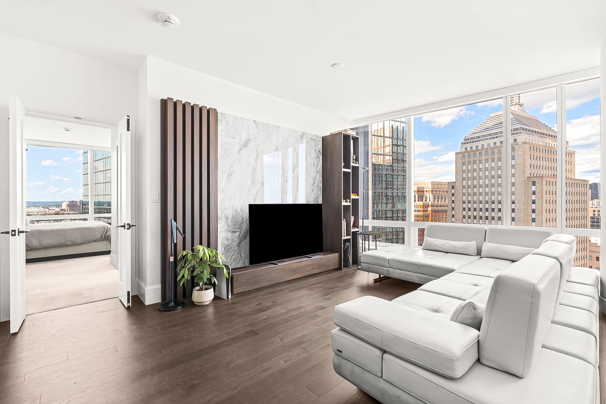 430 Stuart Street Unit 23E