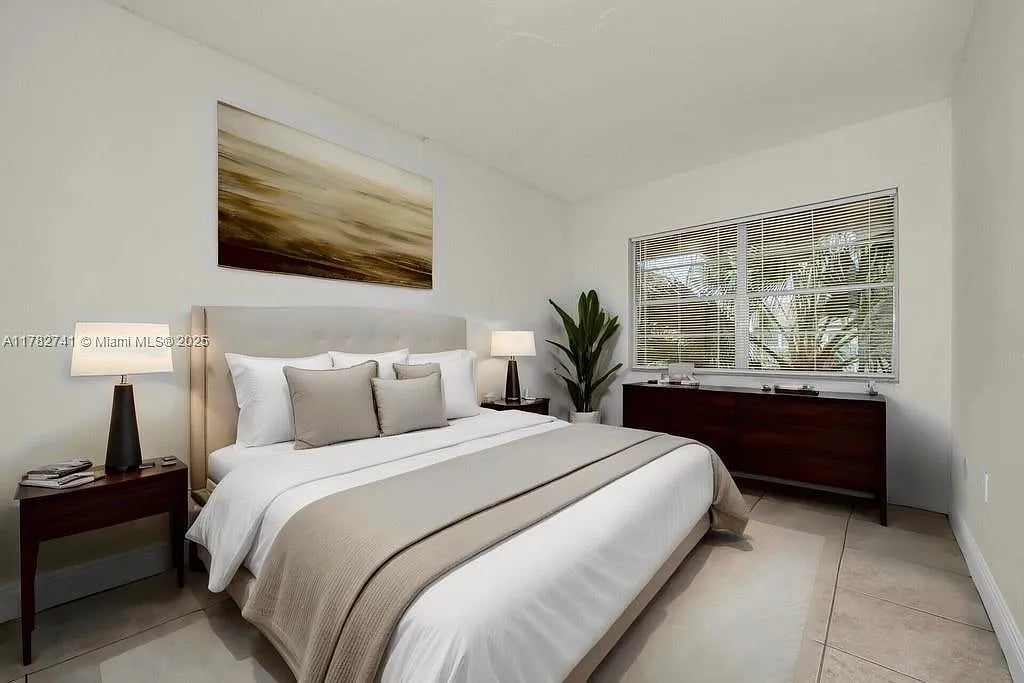 9050 NW 28th St Apt 114