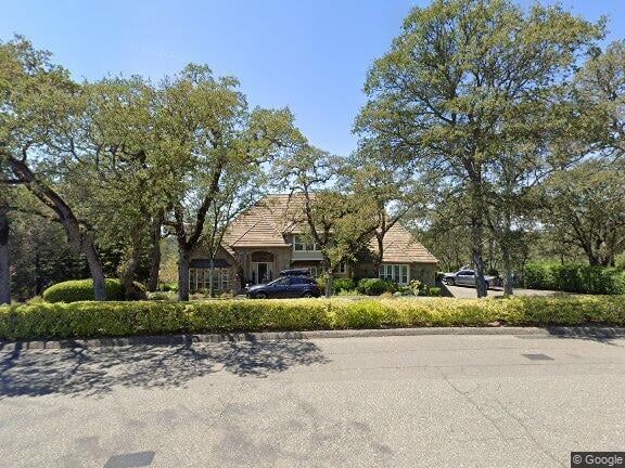 2554 Highland Hills Dr