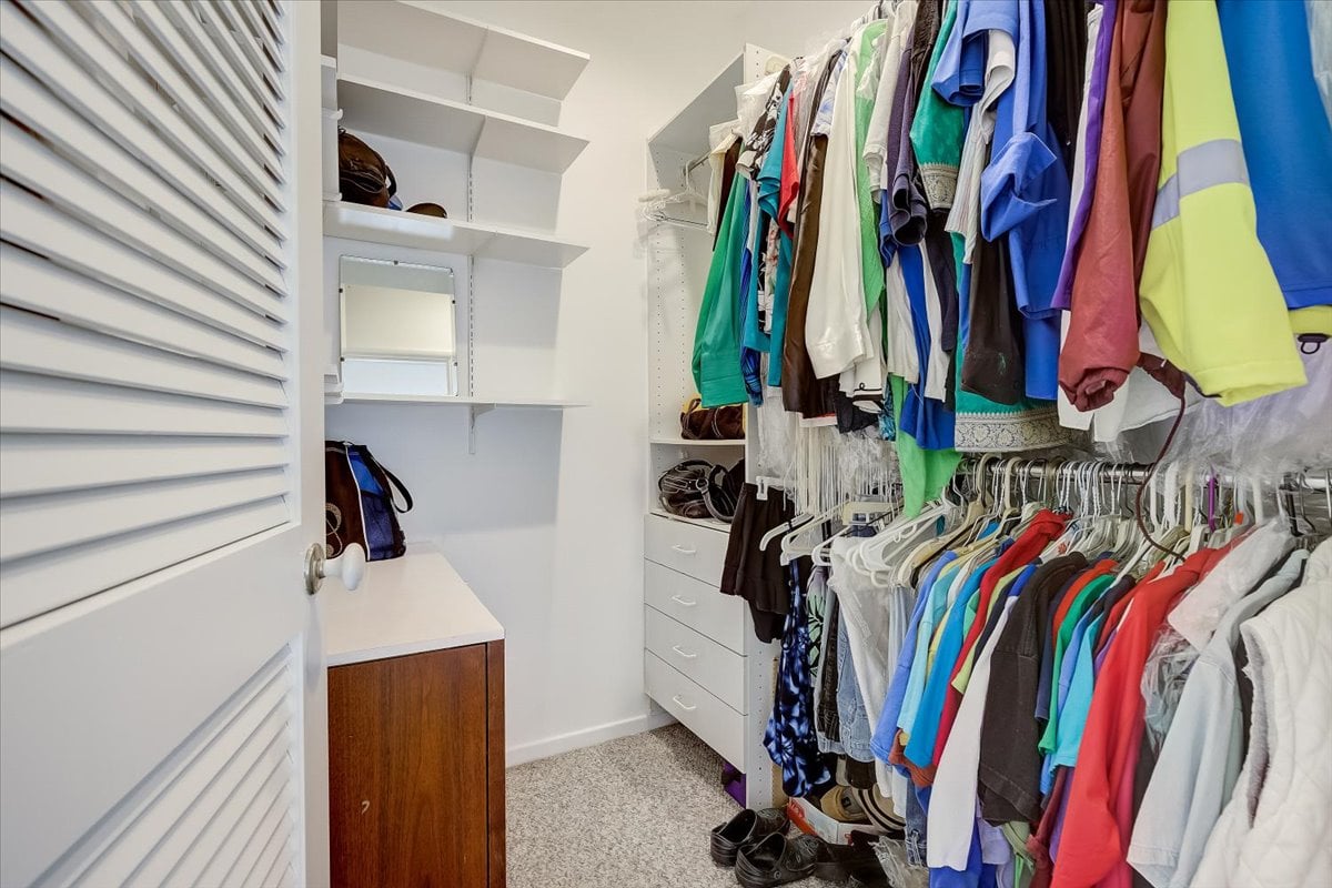 7906 Kittyhawk Ave