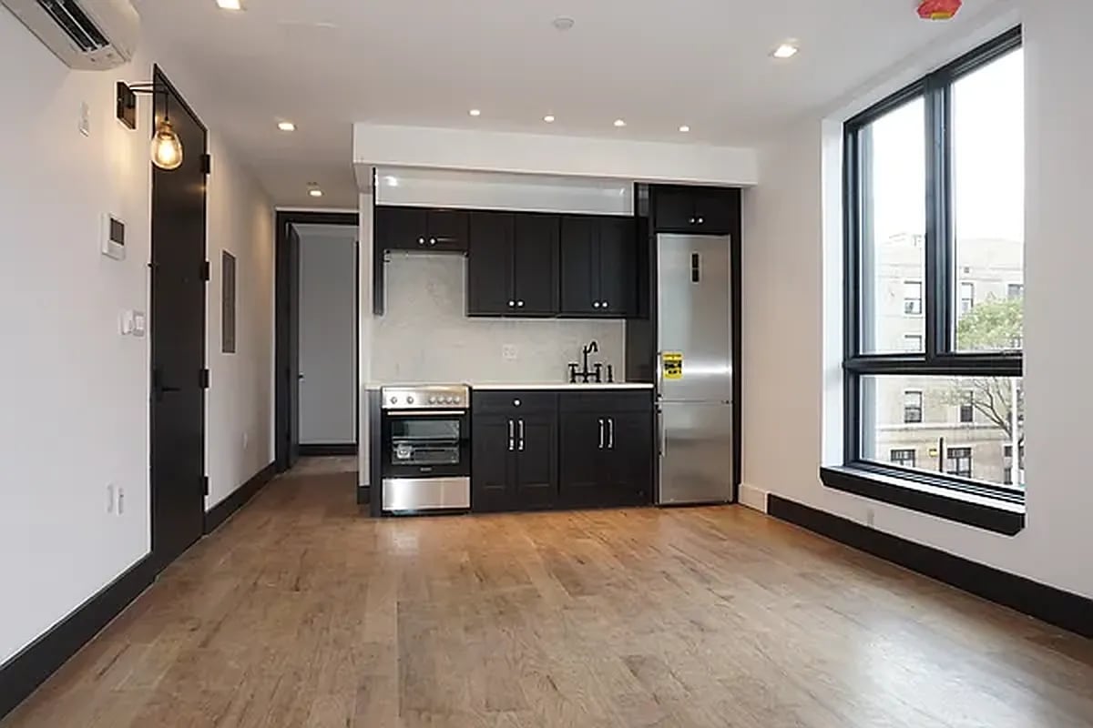 205 Central Ave 2B