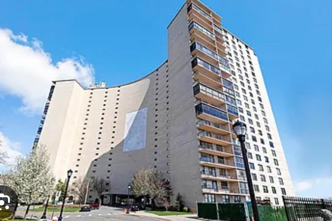 380 Mountain rd