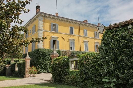 Luxury Villa Near Perugia with Pool