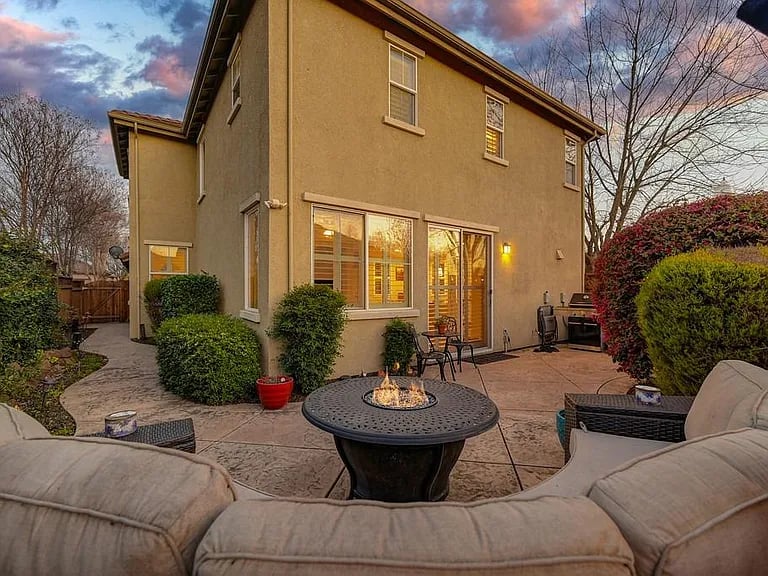 1420 Landmark Cir