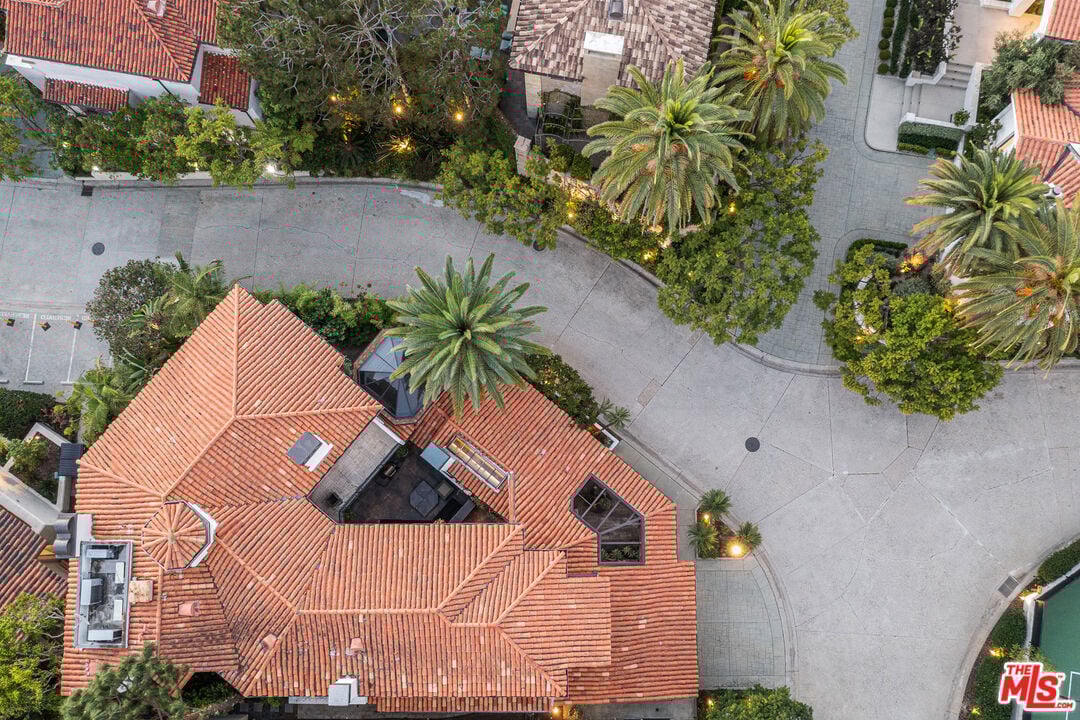 Century Woods Dr, 90067