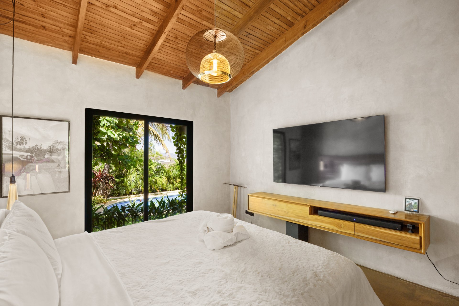 Villa Stipanov | Modern Tropical Luxury Just 5 Minutes from Tamarindo