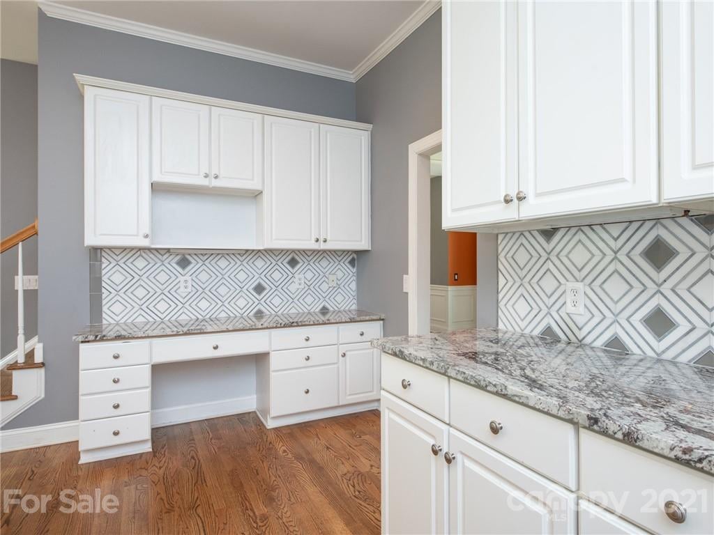 5552 Piper Glen Dr