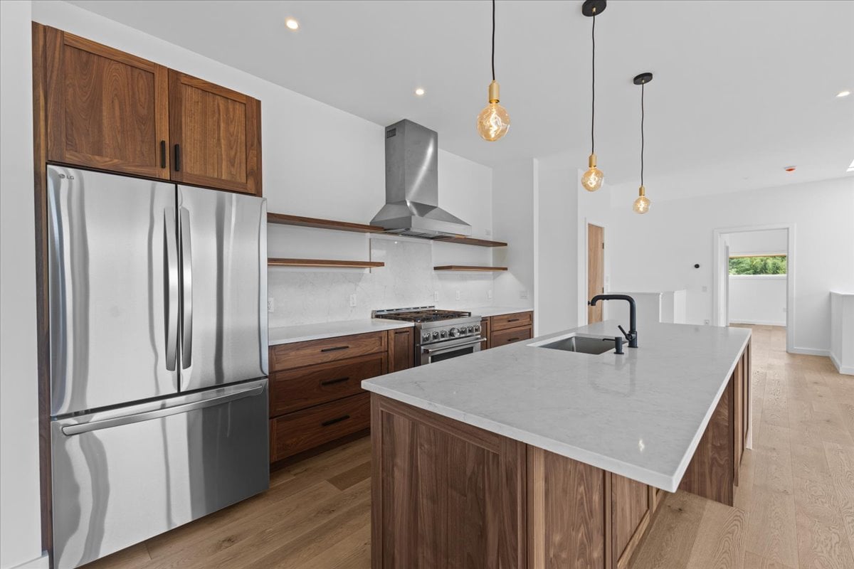 Welcome to Moscow Meadows