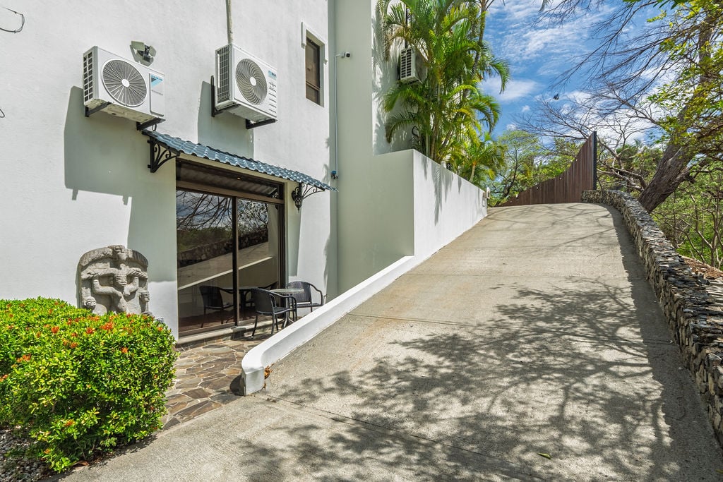 Casa de Estrellas | Elegant 4BR Ocean View Home in Pacific Heights, Potrero