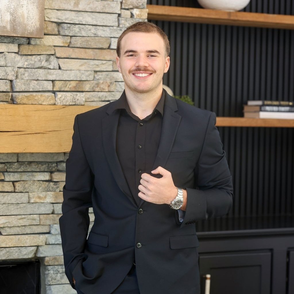 Peyton Jones Mount Juliet, TN Real Estate Agent Headshot