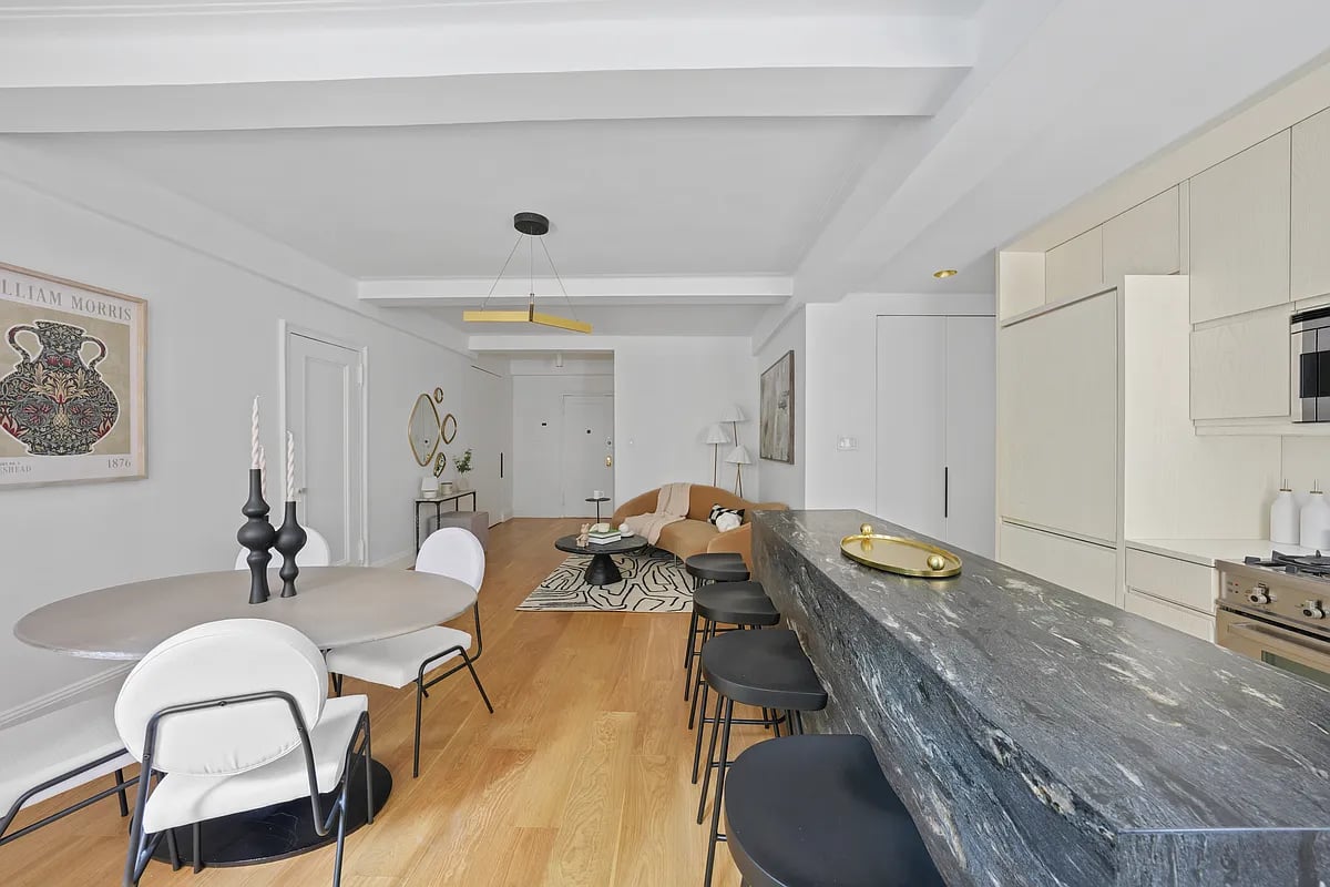 162 W 56th St #606