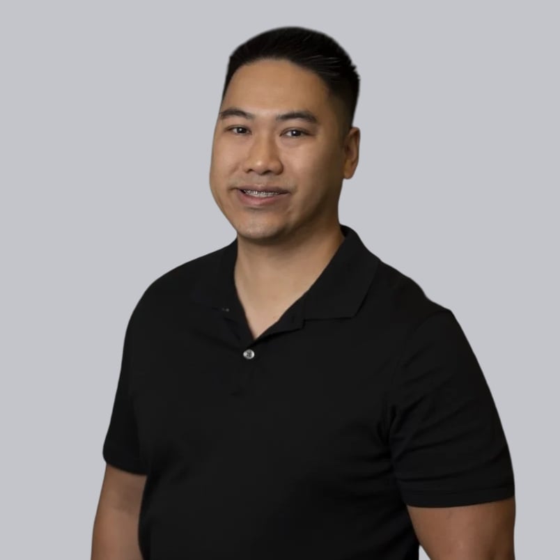 Tien Hoang Frisco, TX Real Estate Agent Headshot