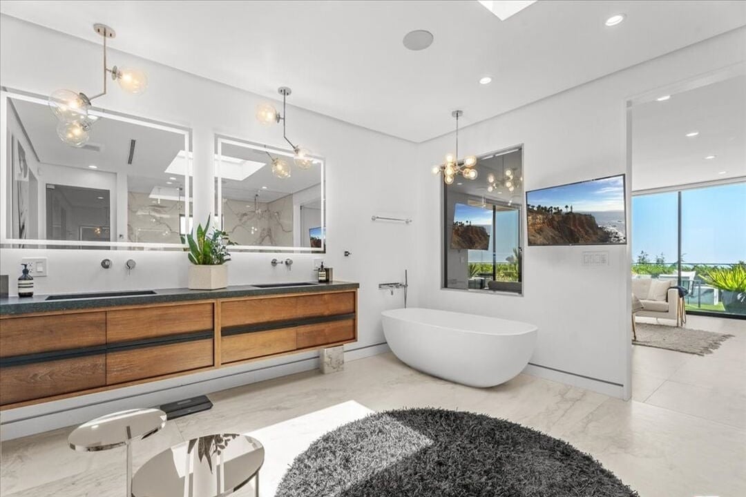 Celestia Estate, Hercules Dr, 90046