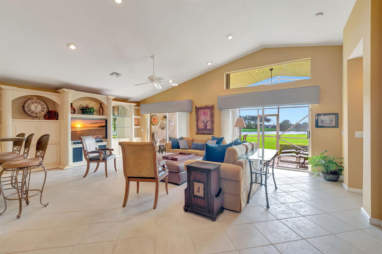 7137 Haviland Circle