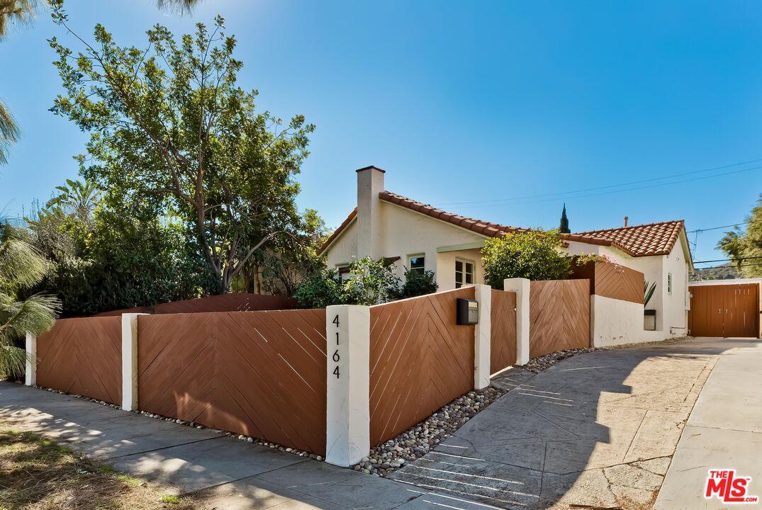 4164 EDENHURST AVE